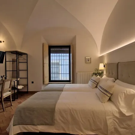 Hotel Casa Ernestina 4*